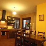 בית כפרי Ramajal Rural Horcajo (Caceres)